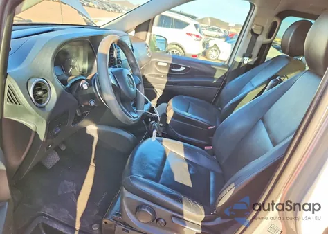 2016 Mercedes-Benz Metris из США, поврежденный, VIN WD4PG2EE9G3091083